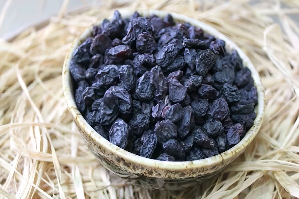 Как изюм влияет на метаболизм и сжигание жира