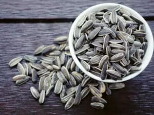 What is the benefits of eating sunflower seeds?