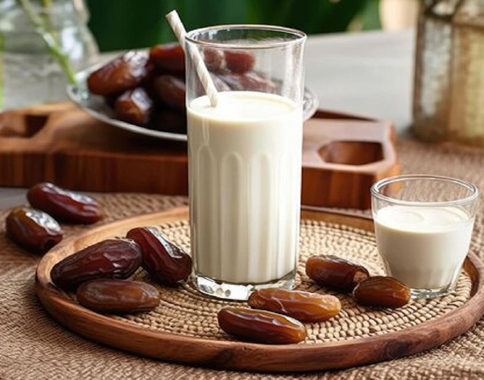 The Health Benefits of Dates and Milk