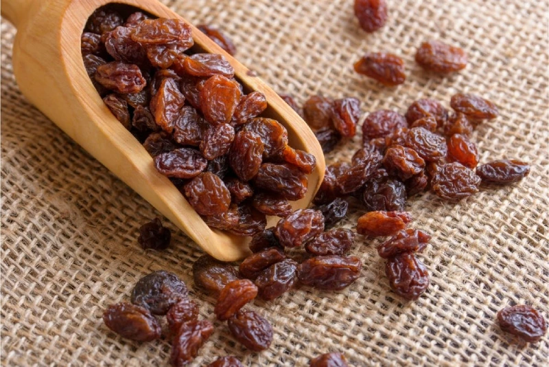 How to Store Raisins to Prevent Mold Growth