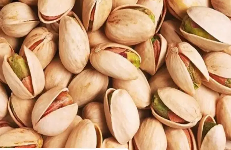 raw pistachios vs roasted