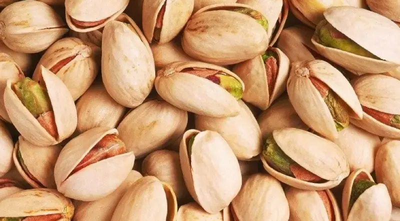 pistachios for eye health